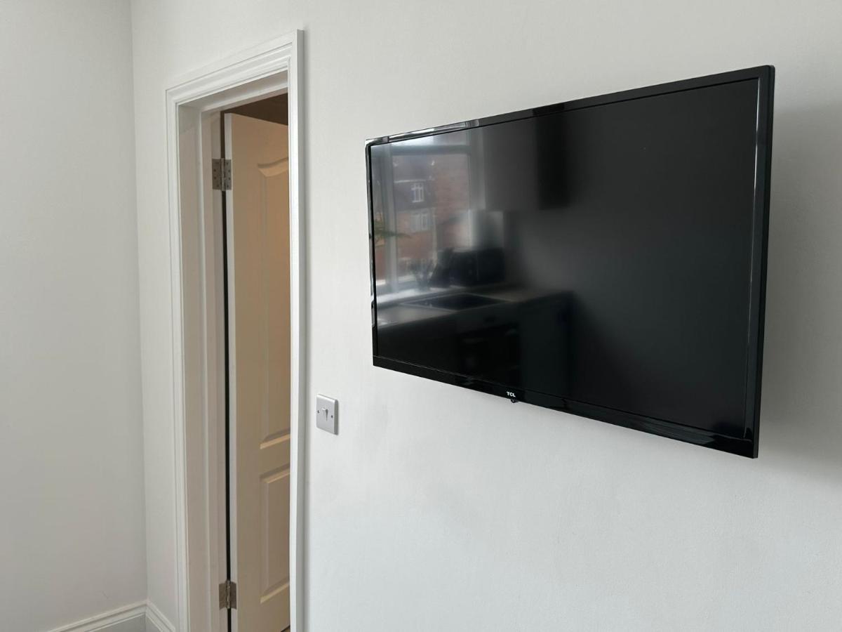 Sunny Modern, Private Apartment,15 Mins To Central London Hendon Exterior foto