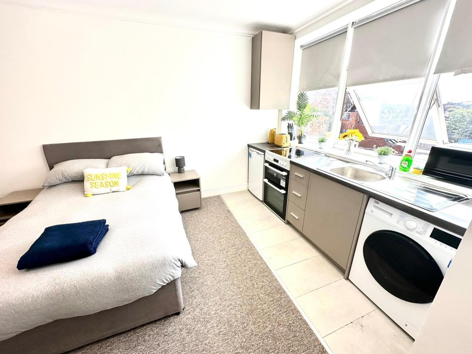 Sunny Modern, Private Apartment,15 Mins To Central London Hendon Exterior foto